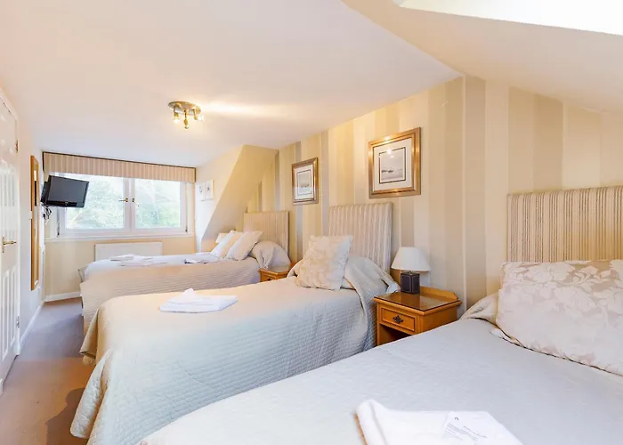 Arden Guest House, Craigmillar Castle Edinburgh